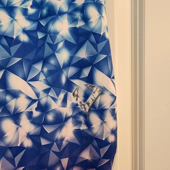 Violate the Dresscode Geometric Leggings, Workout Pants High Waist - Picture 2 of 7